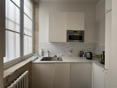 For rent Paris-4eme-arrondissement 125 m2 Paris (75004) photo 2