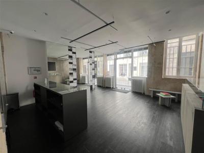 For rent Paris-4eme-arrondissement 125 m2 Paris (75004) photo 4