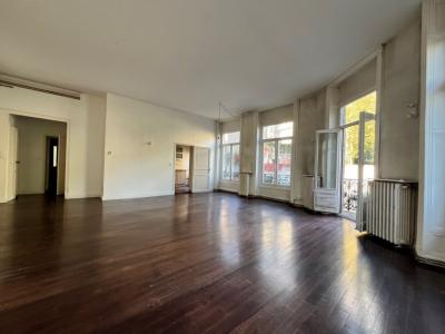 For sale Saint-etienne 5 rooms 145 m2 Loire (42000) photo 2