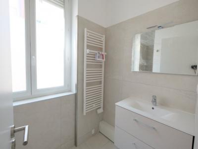 Louer Appartement Saint-etienne 730 euros