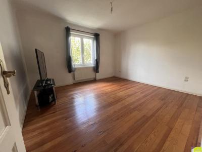 Louer Appartement 72 m2 Ostheim