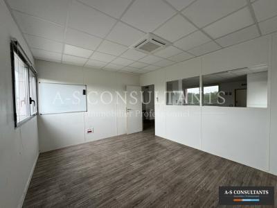 For rent Bagnols-sur-ceze 140 m2 Gard (30200) photo 2