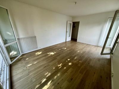 For sale Noisy-le-grand 2 rooms 44 m2 Seine saint denis (93160) photo 3