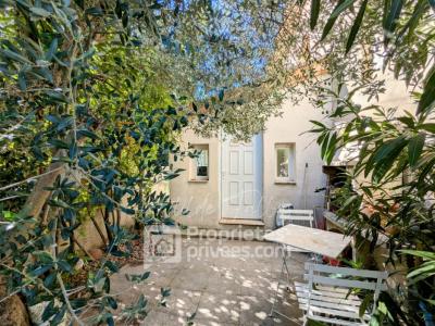 For sale Camaret-sur-aigues 4 rooms 185 m2 Vaucluse (84850) photo 0