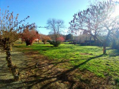 Acheter Immeuble Saint-emilion 300000 euros