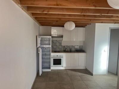 For rent Sainte-foy-la-grande 2 rooms 50 m2 Gironde (33220) photo 4