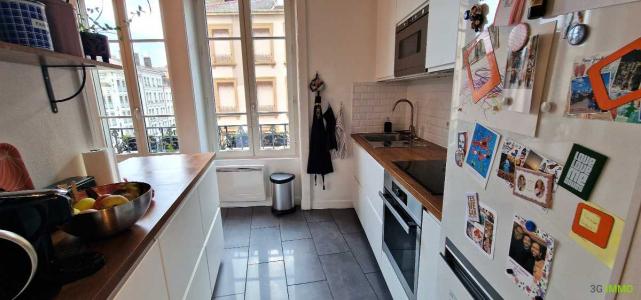 For sale Lyon-6eme-arrondissement 2 rooms 55 m2 Rhone (69006) photo 3