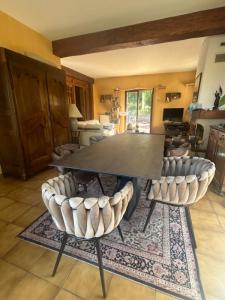 For sale Nevers 9 rooms 190 m2 Nievre (58000) photo 4