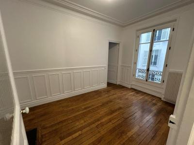 For rent Paris 2 rooms 34 m2 Paris (75000) photo 0