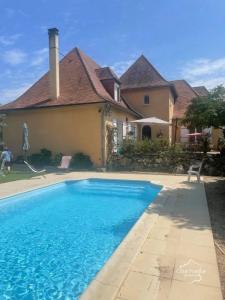 For sale Negrondes 7 rooms 274 m2 Dordogne (24460) photo 0