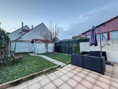 For sale Pontault-combault 6 rooms 115 m2 Seine et marne (77340) photo 1