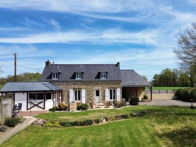 For sale Pleucadeuc 7 rooms 160 m2 Morbihan (56140) photo 0