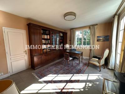 For sale Vierzon 7 rooms 220 m2 Cher (18100) photo 4