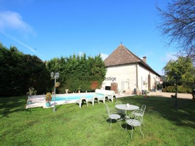 For sale Tournus 7 rooms 215 m2 Saone et loire (71700) photo 1