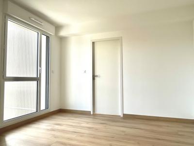 For rent Rennes 3 rooms 70 m2 Ille et vilaine (35000) photo 4