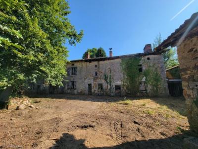 For sale Brigueuil CONFOLENS 9 rooms 235 m2 Charente (16420) photo 3