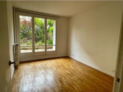 For sale 2 rooms 55 m2 Paris (75015) photo 0