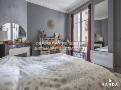 For rent Paris-18eme-arrondissement 2 rooms 33 m2 Paris (75018) photo 0