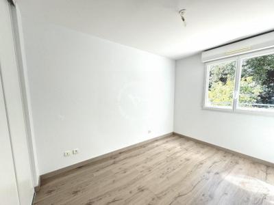 For sale Nantes 3 rooms 64 m2 Loire atlantique (44000) photo 2