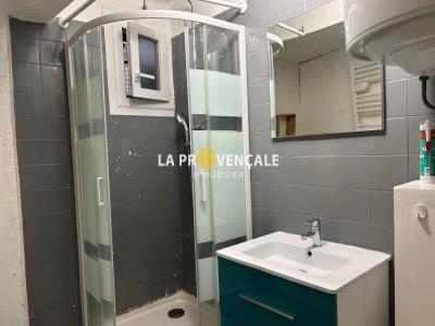 Acheter Appartement Pourrieres 134000 euros