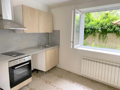 For rent Saint-gervais-d'auvergne 2 rooms 48 m2 Puy de dome (63390) photo 2