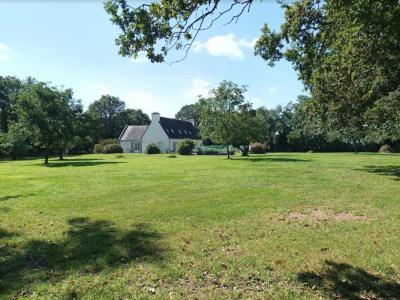 For sale Chateauneuf-du-faou 10 rooms 218 m2 Finistere (29520) photo 3