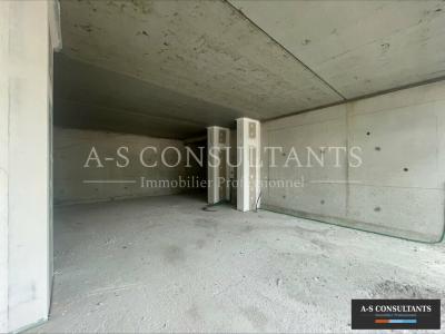 Louer Local commercial 153 m2 Saint-paul-les-romans