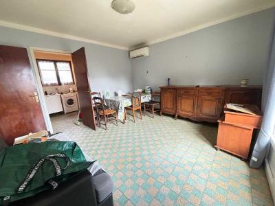 For sale Pouget 4 rooms 72 m2 Herault (34230) photo 4