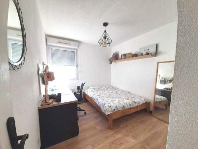 For sale Montpellier 4 rooms 70 m2 Herault (34090) photo 3