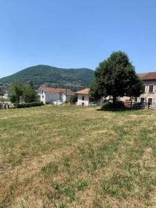 For sale Voiron 721 m2 Isere (38500) photo 2