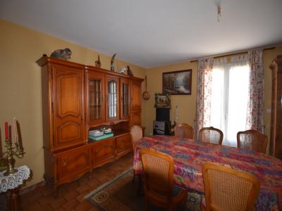 For sale Vindelle NORD (communes au Nord d'Angoulme) 5 rooms 122 m2 Charente (16430) photo 3