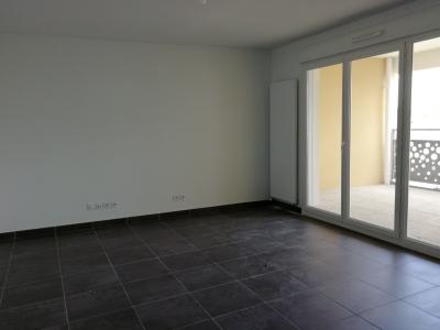 For rent Vernaison 3 rooms 57 m2 Rhone (69390) photo 2