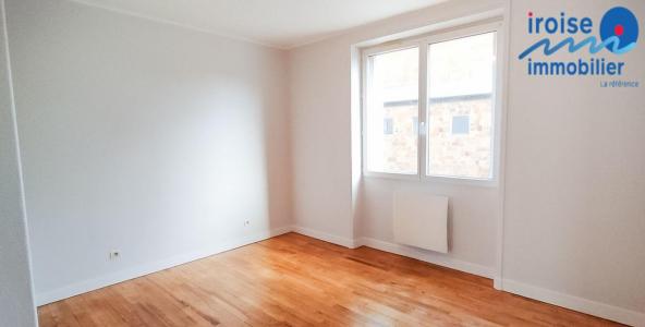 For rent Brest 1 room 27 m2 Finistere (29200) photo 1