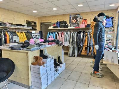 Acheter Local commercial Ancelle 161000 euros