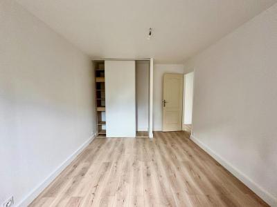 Louer Appartement Vierzon 425 euros