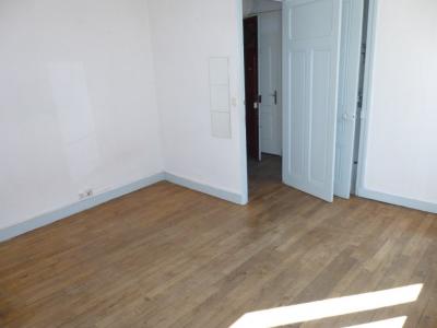 For rent Saint-etienne 1 room 28 m2 Loire (42000) photo 0