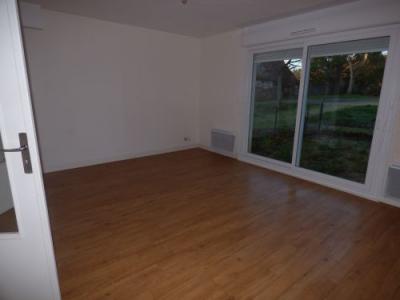 For rent Saint-georges-sur-la-pree 4 rooms 78 m2 Cher (18100) photo 2