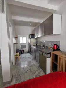 For rent Paris-18eme-arrondissement 2 rooms 40 m2 Paris (75018) photo 1