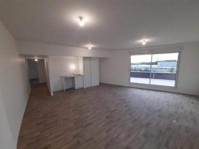 For rent Vertou 4 rooms 94 m2 Loire atlantique (44120) photo 4