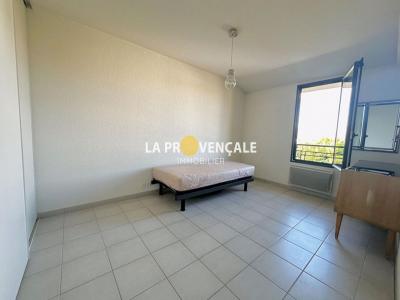 For sale Trets 3 rooms 65 m2 Bouches du Rhone (13530) photo 4