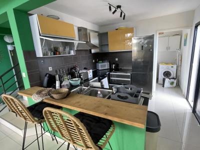 For rent Sainte-therese 4 rooms 150 m2 Reunion (97419) photo 2