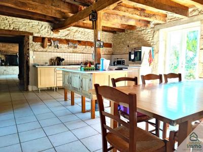 For sale Poitiers 12 rooms 321 m2 Vienne (86000) photo 2