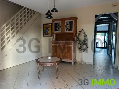 For sale Gosnay 5 rooms 133 m2 Pas de calais (62199) photo 2