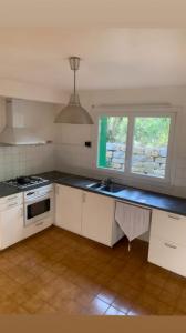 For sale Vailhauques 5 rooms 108 m2 Herault (34570) photo 0