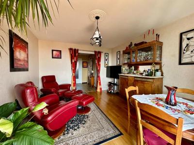 For sale Villeurbanne 3 rooms 67 m2 Rhone (69100) photo 0