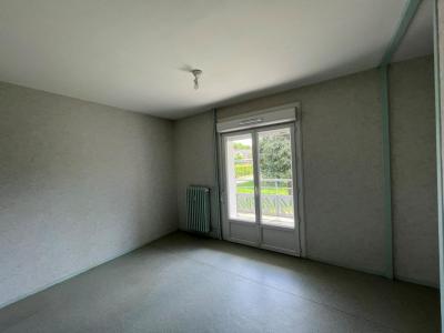 Louer Appartement 70 m2 Charny