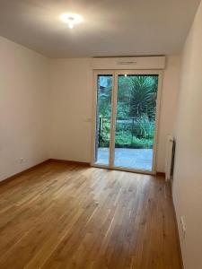 Louer Appartement Paris-16eme-arrondissement 3836 euros