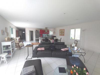 For sale Biganos 4 rooms 138 m2 Gironde (33380) photo 3