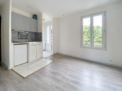 For sale Paris-18eme-arrondissement 1 room 17 m2 Paris (75018) photo 0