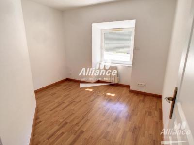 Acheter Appartement 65 m2 Glay